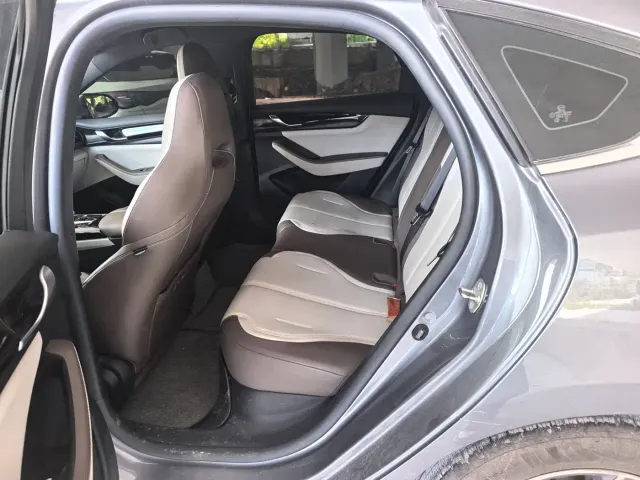 BYD Qin PLUS — Фото автомобиля 5