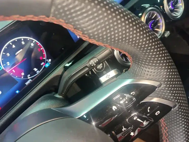 Mercedes-Benz A-Class — Фото автомобиля 13