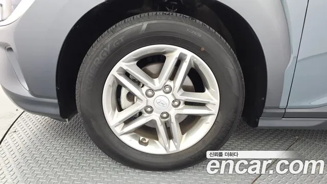Hyundai Kona Новый Kona Бензин 2.0 2WD — Фото автомобиля 4