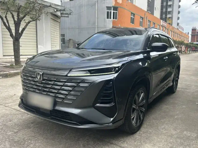 Фотография автомобиля — Changan CS75 Plus