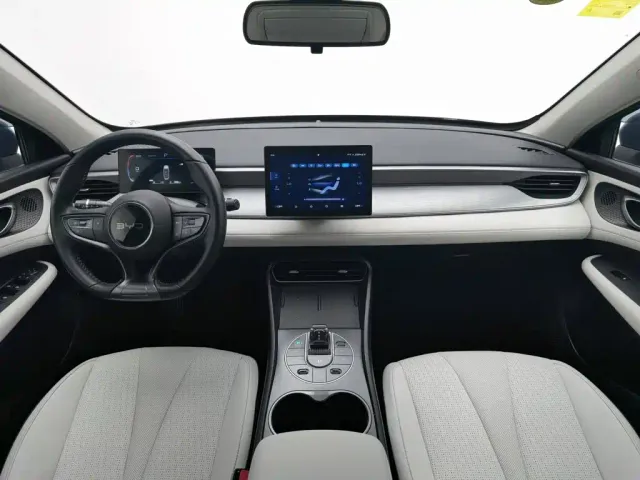BYD Seal 05 DM-i — Фото автомобиля 5