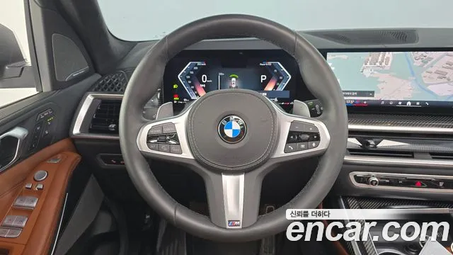BMW X7 — Фото автомобиля 10