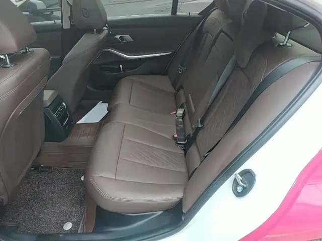 BMW i3 — Фото автомобиля 16