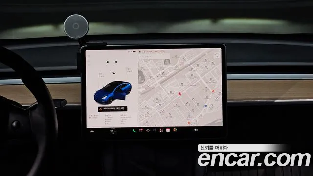 Tesla Model 3 — Фото автомобиля 5