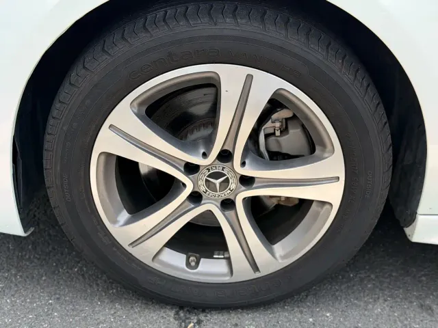 Mercedes-Benz C-Class — Фото автомобиля 24