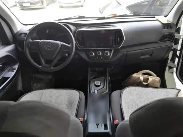 Changan Ruixing EM80 — Фото автомобиля 9