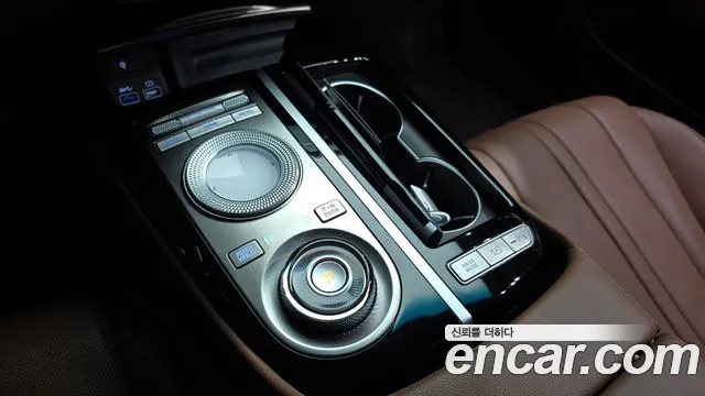 Genesis G80 Бензин 2.5 турбо AWD — Фото автомобиля 7