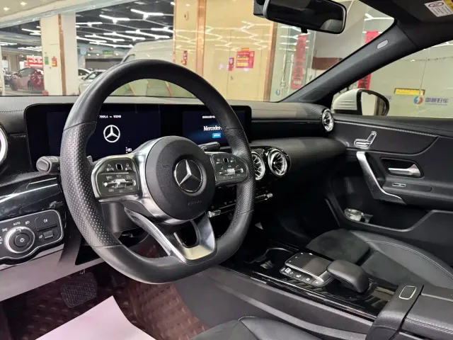 Mercedes-Benz A-Class — Фото автомобиля 4