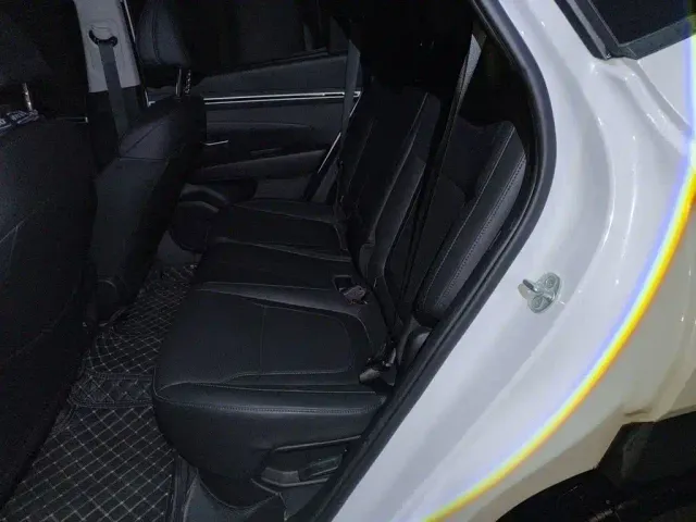 Hyundai Tucson — Фото автомобиля 18