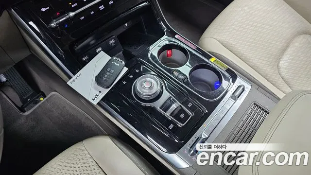 Kia Canival Carnival 4 поколение 9 мест Hi-Limousine — Фото автомобиля 9