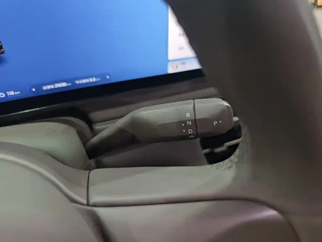 IM Motors LS6 — Фото автомобиля 18