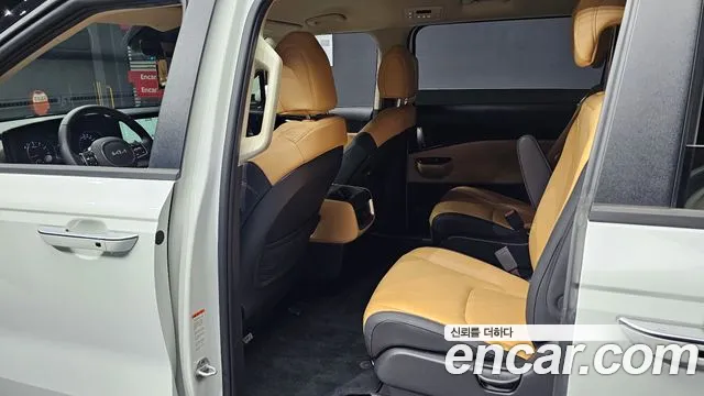 Kia Canival Carnival 4 поколение Бензин 9 мест Prestige — Фото автомобиля 12
