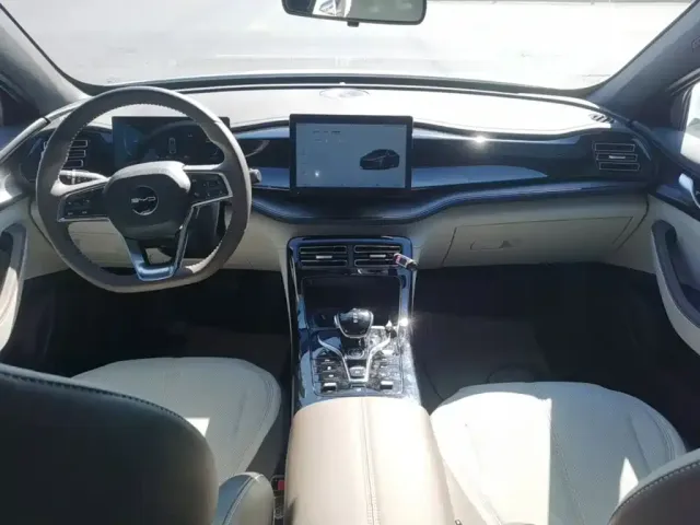 BYD Qin PLUS — Фото автомобиля 9