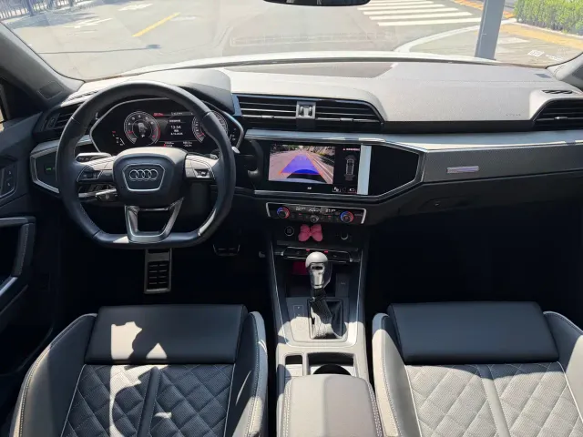 Audi Q3 — Фото автомобиля 9