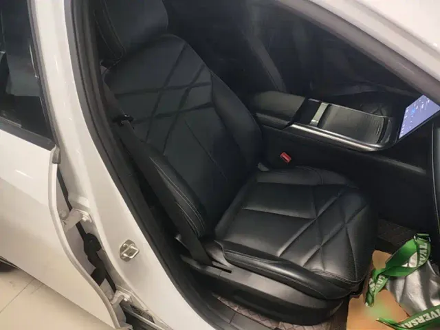 Geely Galaxy L6 — Фото автомобиля 24