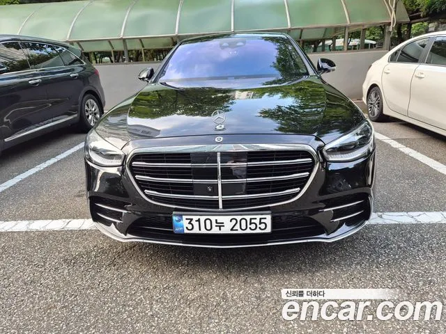 Mercedes-Benz S-Class — Фото автомобиля 19