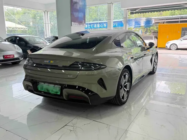 Xiaomi SU7 — Фото автомобиля 10