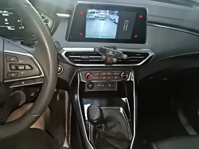 Maxus G50 — Фото автомобиля 12