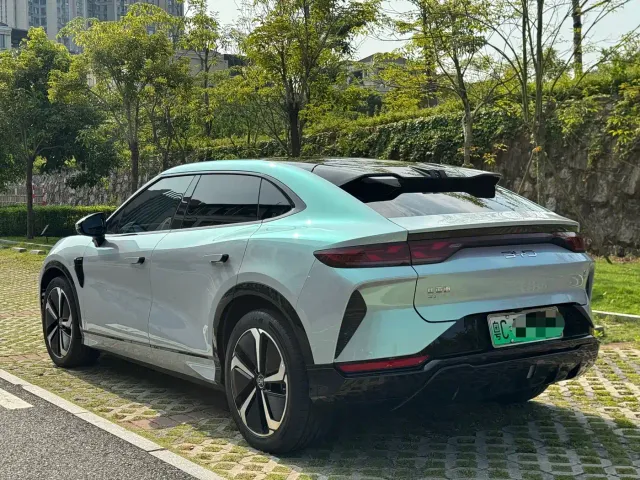 BYD Song L EV — Фото автомобиля 7