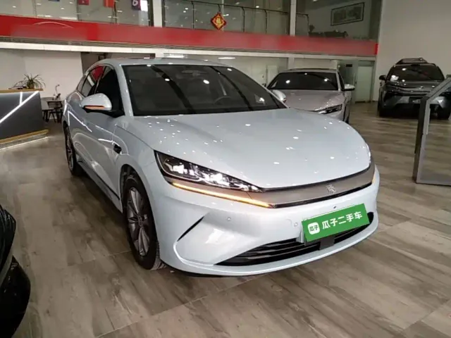 BYD Qin L — Фото автомобиля 3