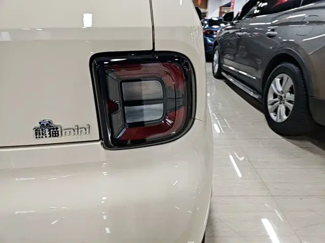 Geely Panda — Фото автомобиля 7