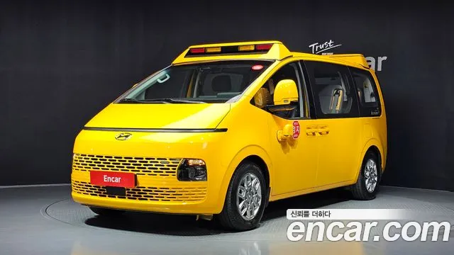 Фотография автомобиля — Hyundai Staria