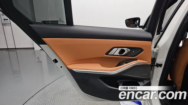BMW 3 Series G20 — Фото автомобиля 14