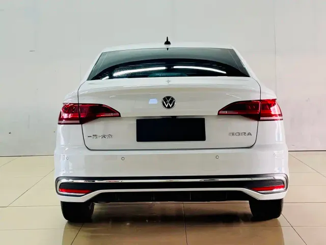 Volkswagen Bora — Фото автомобиля 7