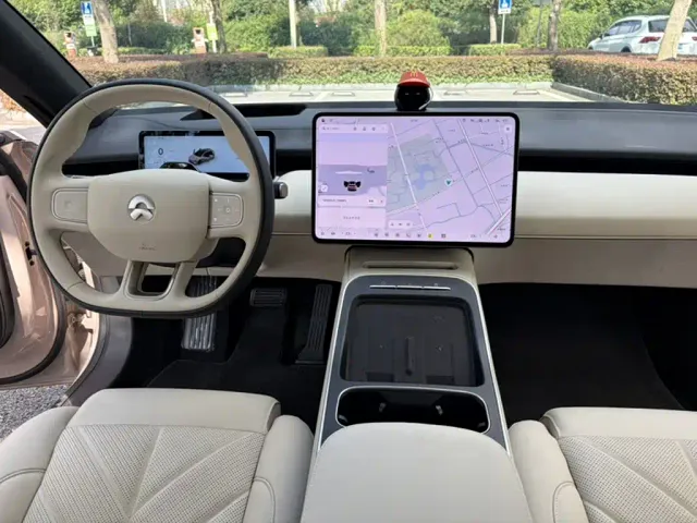 Nio ET5 Touring — Фото автомобиля 11