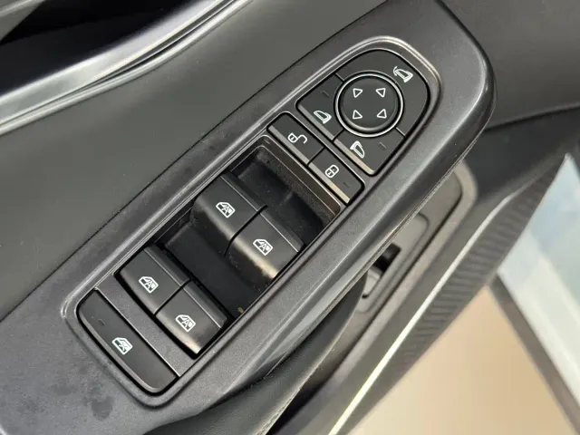 BYD Song L DM-i — Фото автомобиля 16