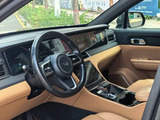 Li Auto Li ONE 2021 Extended Range 6-Seater — Фото автомобиля 4