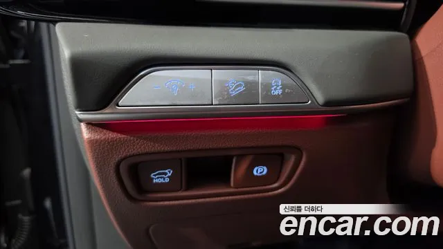 Genesis GV80 — Фото автомобиля 28