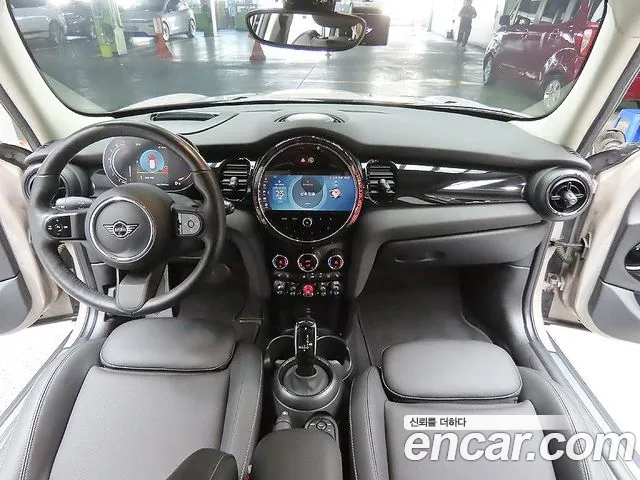 MINI Cooper — Фото автомобиля 8