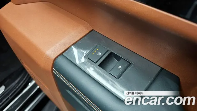 Kia Tasman Tasman 2.5T Бензин 4WD — Фото автомобиля 17