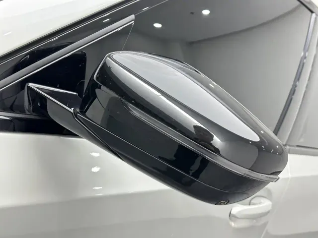 BMW 3 Series — Фото автомобиля 22
