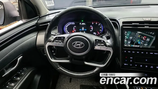 Hyundai Tucson Tucson (NX4) Дизель 2.0 4WD — Фото автомобиля 13
