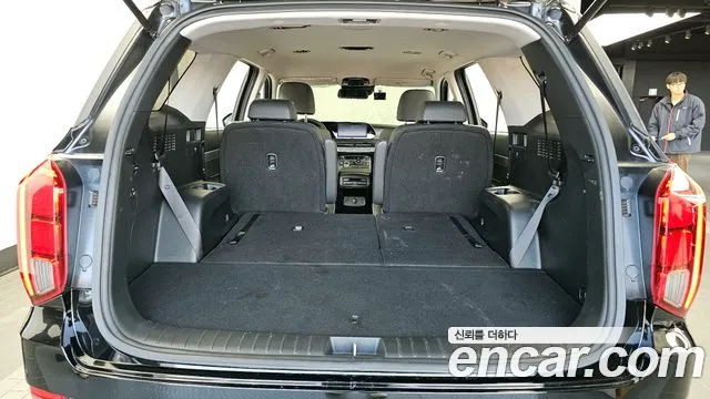 Hyundai Palisade Palisade Дизель 2.2 2WD — Фото автомобиля 20