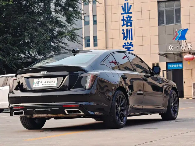 Cadillac CT5 — Фото автомобиля 7