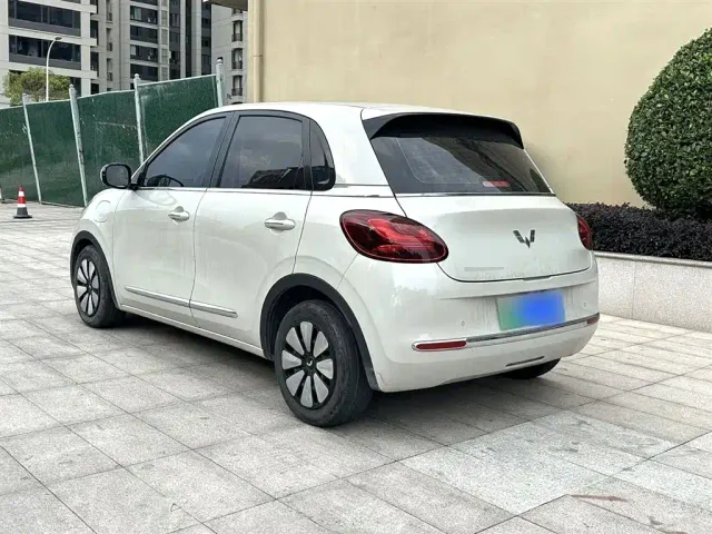 Wuling Bingo — Фото автомобиля 4
