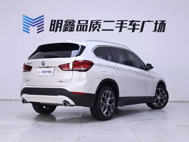 BMW X1 — Фото автомобиля 7