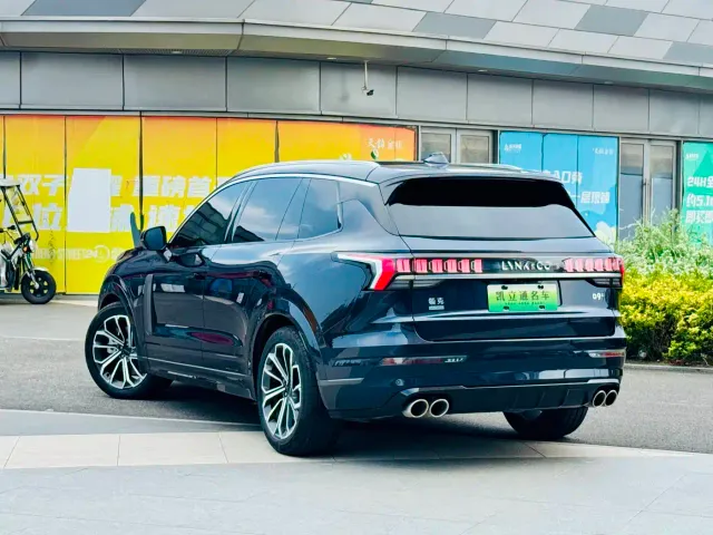 Lynk & Co 09 EM-P — Фото автомобиля 3