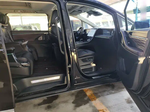 GAC Trumpchi M8 — Фото автомобиля 18