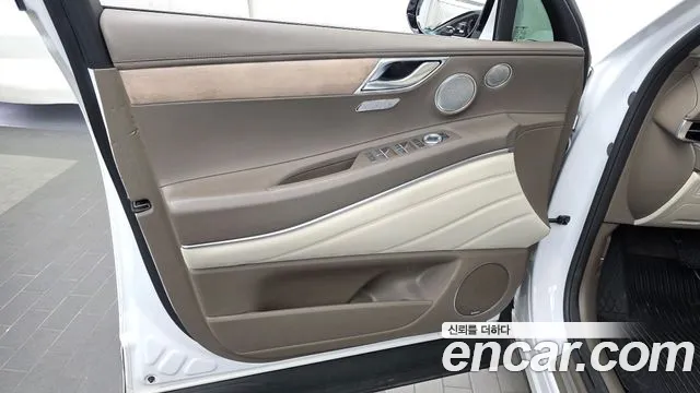 Genesis GV80 — Фото автомобиля 13