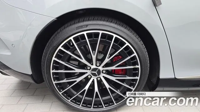 Mercedes-Benz EQE V295 — Фото автомобиля 5