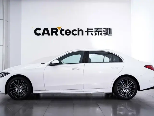 Mercedes-Benz C-Class — Фото автомобиля 8