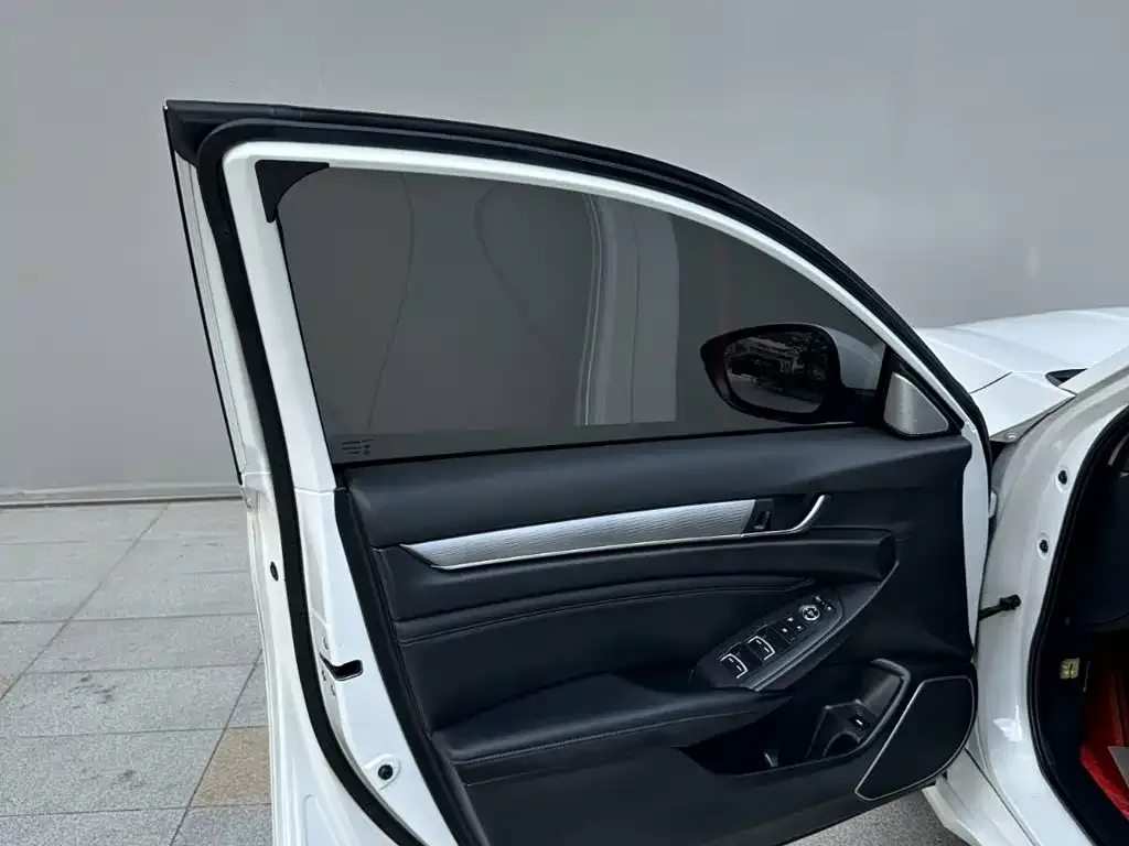 Honda Accord 2022 Sharp Hybrid 2.0L Sharp Leader Edition — Фото автомобиля 12