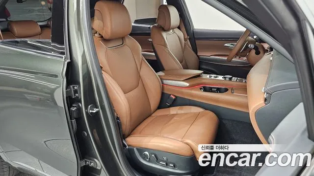 Genesis GV70 2.5T Бензин 2WD — Фото автомобиля 25
