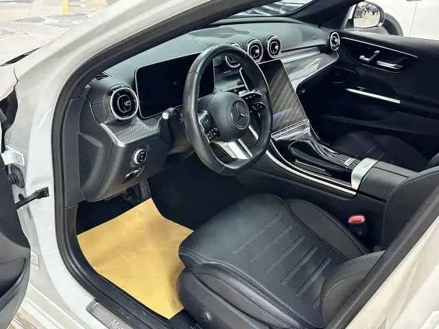 Mercedes-Benz C-Class — Фото автомобиля 12