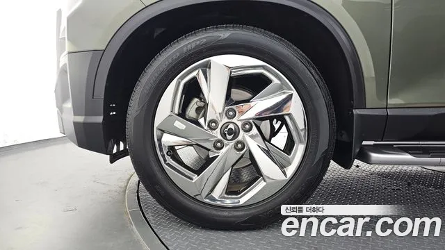 KG_Mobility_Ssangyong Rexton Новый Rexton Sport Дизель 2.2 4WD — Фото автомобиля 5