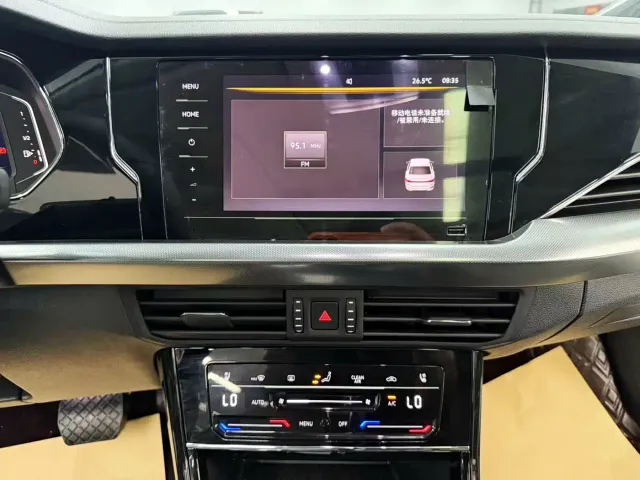 Volkswagen Passat — Фото автомобиля 17